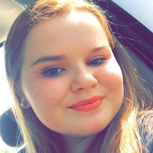 Meet your Posher, Avery